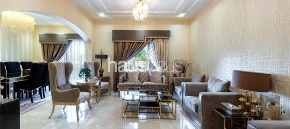 6 chambres Villa à Meadows, UAE No. 99138 8