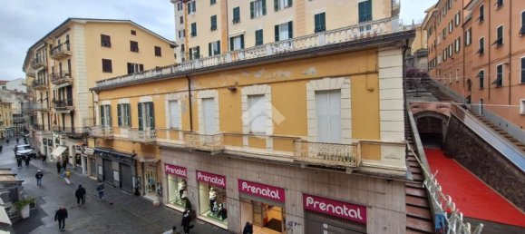 Apartamento de 5 habitaciónes en La Spezia, Italy No. 65966 9