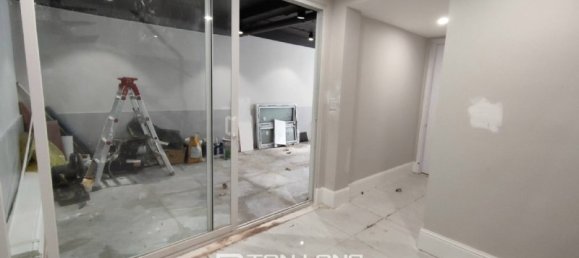 5 bedrooms Villa in Tay Ho, Vietnam No. 772 13