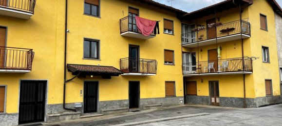 Дом с 5 комнатами в Клузоне, Италия № 97928 4