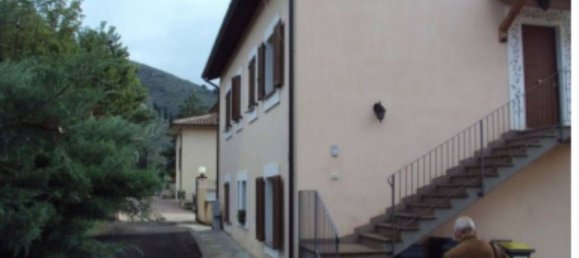 Apartamento de 2 divisões em Trevi, Italy N.º 1850 4