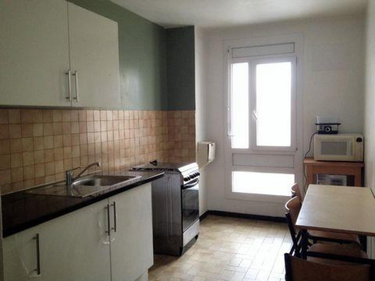 2 bedrooms Condo in Argenteuil, France No. 32881