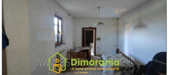 4-Zimmer Wohnung in Pistoia, Italy, Nr. 52057 6