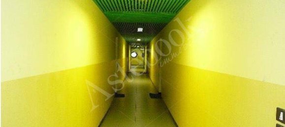 Oficina de 1 habitación en Bergamo, Italy No. 323211 11