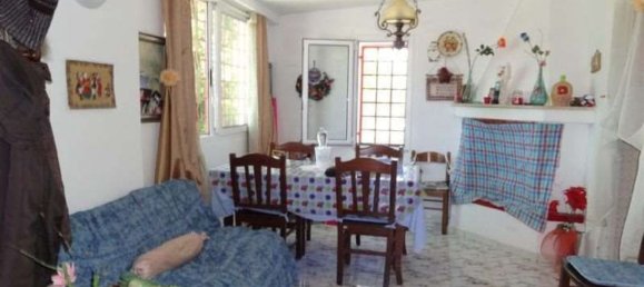 99 rooms Villa in Ostuni, Italy No. 104787 3