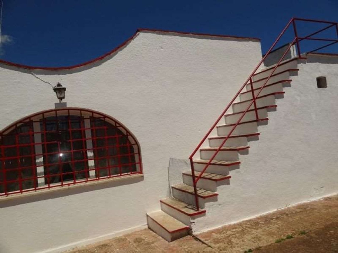 99 rooms Villa in Ostuni, Italy No. 104787