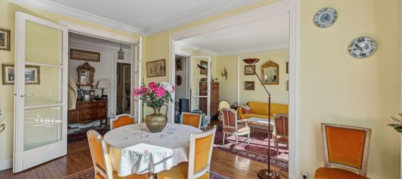 2 bedrooms Apartment in Paris, France No. 293228 4
