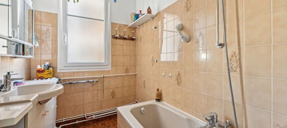 2 bedrooms Apartment in Paris, France No. 293228 10