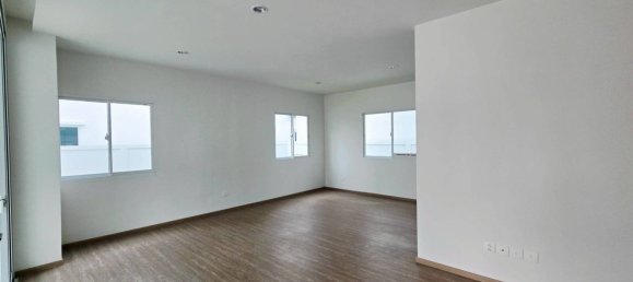 Casa T4 em Prawet, Thailand N.º 69449 6