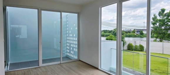 Casa T4 em Prawet, Thailand N.º 69449 2