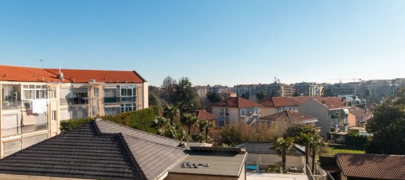 3 rooms Apartment in Rivoli, Italy No. 55329 5