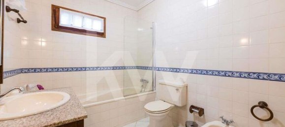 3 bedrooms House in Guimaraes, Portugal No. 158990 3