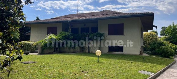 4 bedrooms Villa in Villorba, Italy No. 299215 2