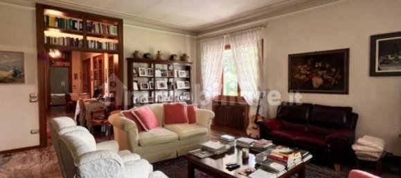 4 bedrooms Villa in Villorba, Italy No. 299215 16