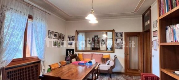 4 bedrooms Villa in Villorba, Italy No. 299215 12