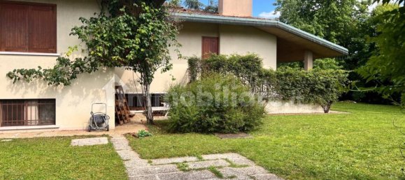 4 bedrooms Villa in Villorba, Italy No. 299215 4