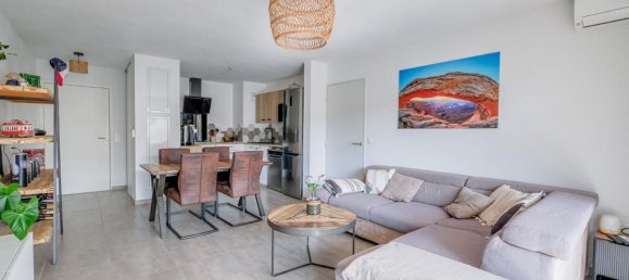 Квартира с 3 комнатами в Ла Сьота, Франция № 280660 4