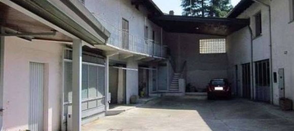 Almacén de 1 habitación en Gallarate, Italy No. 185189 3