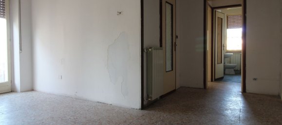 Casa de 3 divisões em Divignano, Italy N.º 113788 30