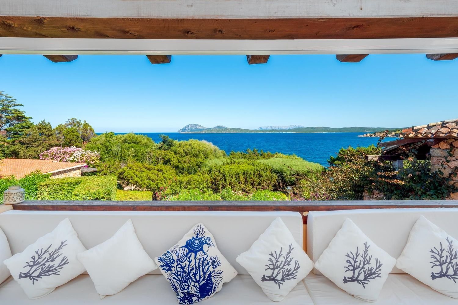 10 rooms House in Olbia, Italy No. 118746