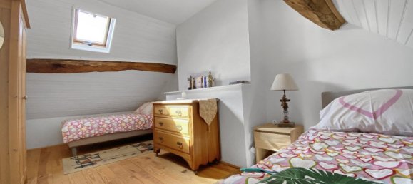 Casa de 3 dormitorios en Gorron, France No. 322642 16