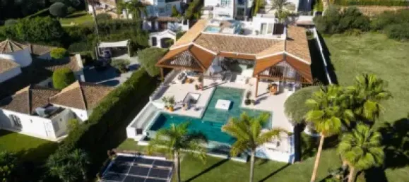 6 bedrooms Villa in Marbella, Spain No. 106155 27