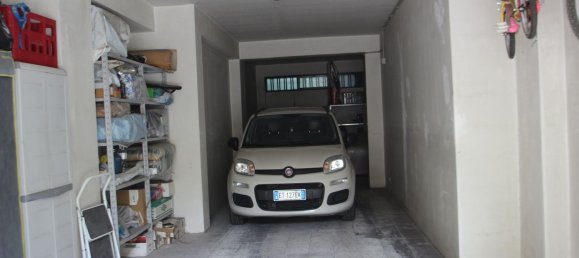  مرآب في Mascalucia, Italy 42متر مربع رقم 298215 2