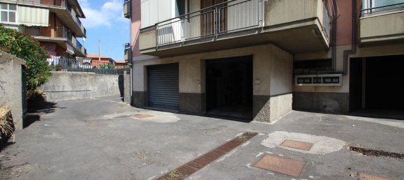  مرآب في Mascalucia, Italy 42متر مربع رقم 298215 3