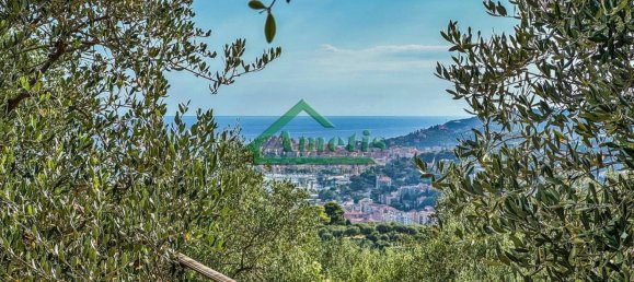 Вилла с 4 спальнями в Империя, Италия № 332356 46