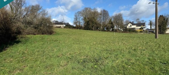  Land in Saint-Thuriau, France No. 208046 3