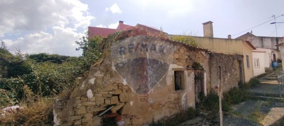 Studio à Sobral de Monte Agraco, Portugal No. 47597 5