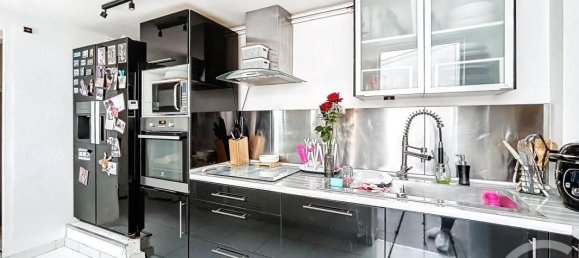 2 bedrooms Townhouse in Reims, France No. 220983 4