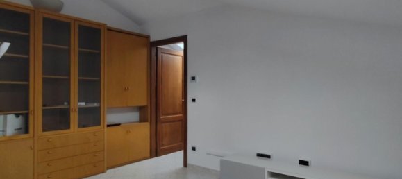 Квартира с 2 комнатами в Карсоли, Италия № 33793 5