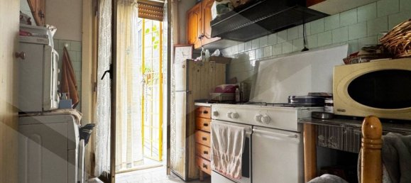 2 rooms Apartment in Pomigliano d'Arco, Italy No. 18533 5