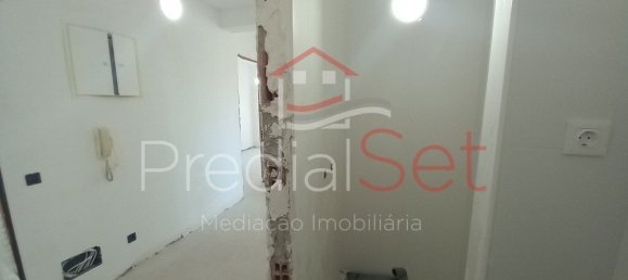 4 bedrooms Apartment in Almada, Portugal No. 87367 20