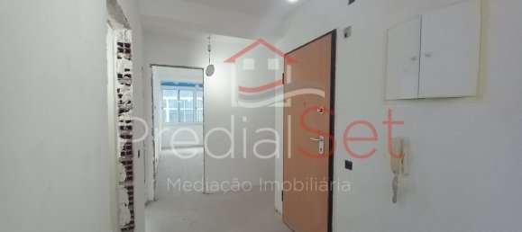 4 bedrooms Apartment in Almada, Portugal No. 87367 36