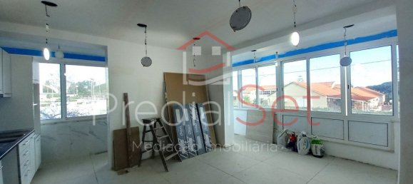 4 bedrooms Apartment in Almada, Portugal No. 87367 6
