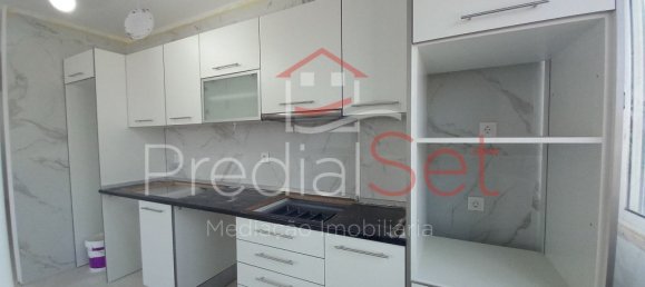 4 bedrooms Apartment in Almada, Portugal No. 87367 3
