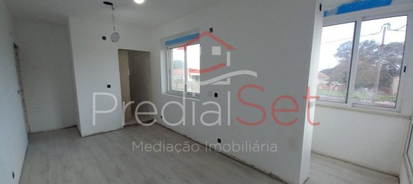 4 bedrooms Apartment in Almada, Portugal No. 87367 29