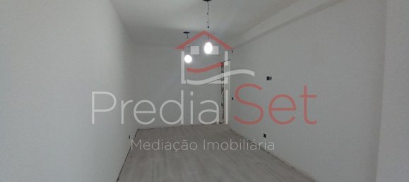4 bedrooms Apartment in Almada, Portugal No. 87367 34