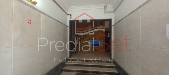 4 bedrooms Apartment in Almada, Portugal No. 87367 37