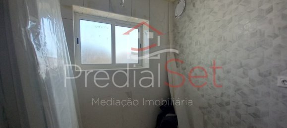 4 bedrooms Apartment in Almada, Portugal No. 87367 18