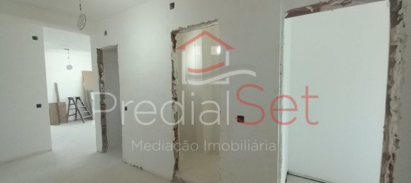 4 bedrooms Apartment in Almada, Portugal No. 87367 35
