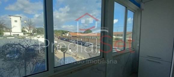 4 bedrooms Apartment in Almada, Portugal No. 87367 10