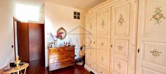 Apartamento de 2 dormitorios en Tivoli, Italy No. 213102 9