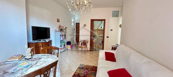 Apartamento de 2 dormitorios en Tivoli, Italy No. 213102 4