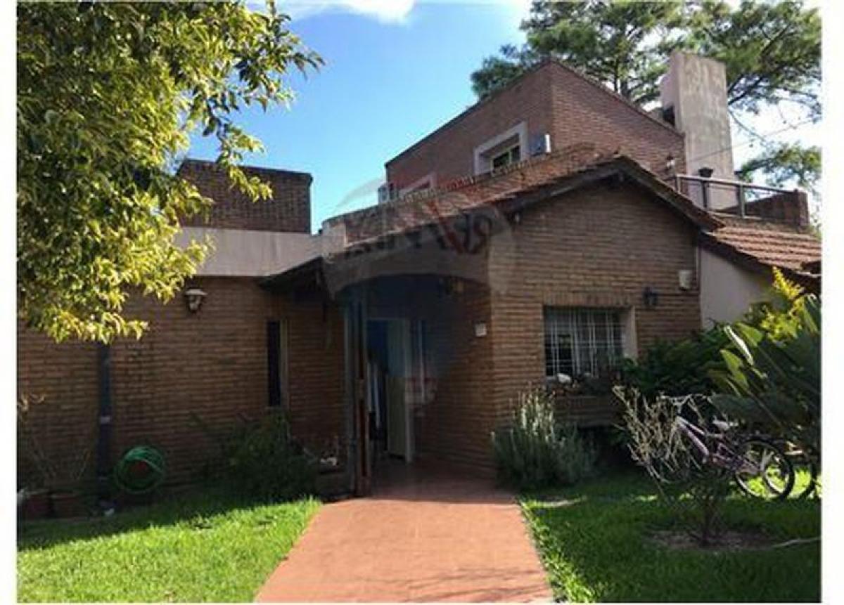 4 bedrooms House in Escobar, Argentina No. 55237