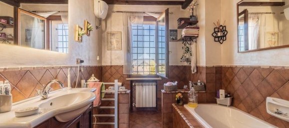 3 bedrooms Villa in Cerveteri, Italy No. 370275 16