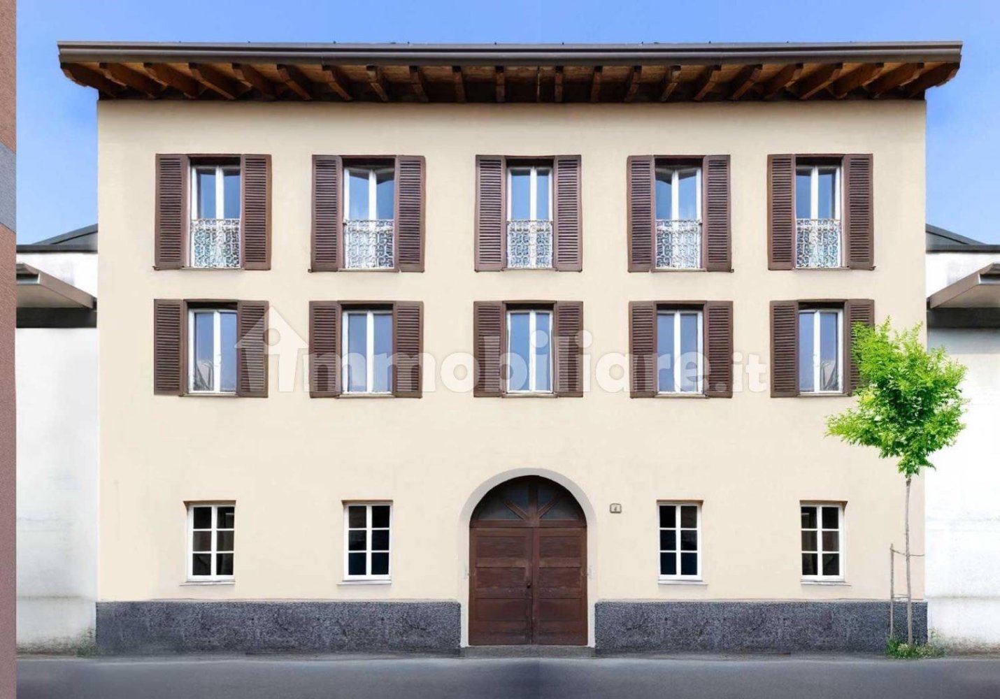 2 غرف نوم شقة في Monza, Italy رقم 311959