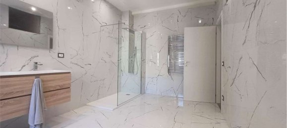 Apartamento de 5 habitaciónes en Syracuse, Italy No. 250482 11